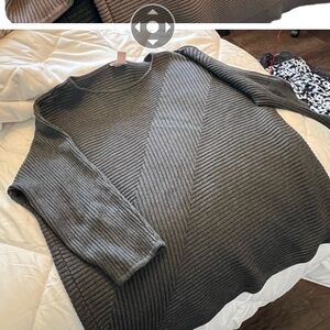 Gray Chico’s size 3